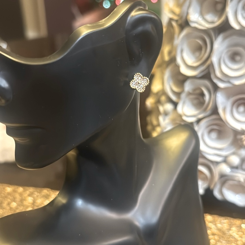 NEW 4 leaf clover sterling‎ base metal .925 silver and plated in gold
